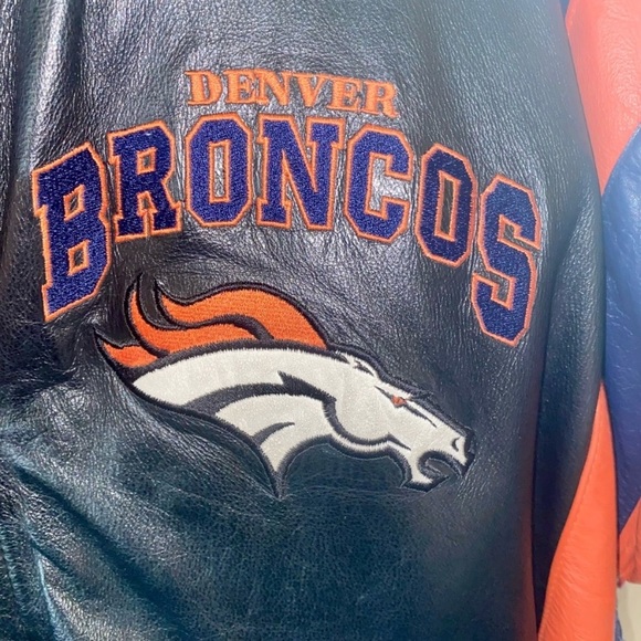Vintage NFL Denver Broncos G-III Carl Banks Leather Jacket - Navy and Orange - Picture 2 of 15